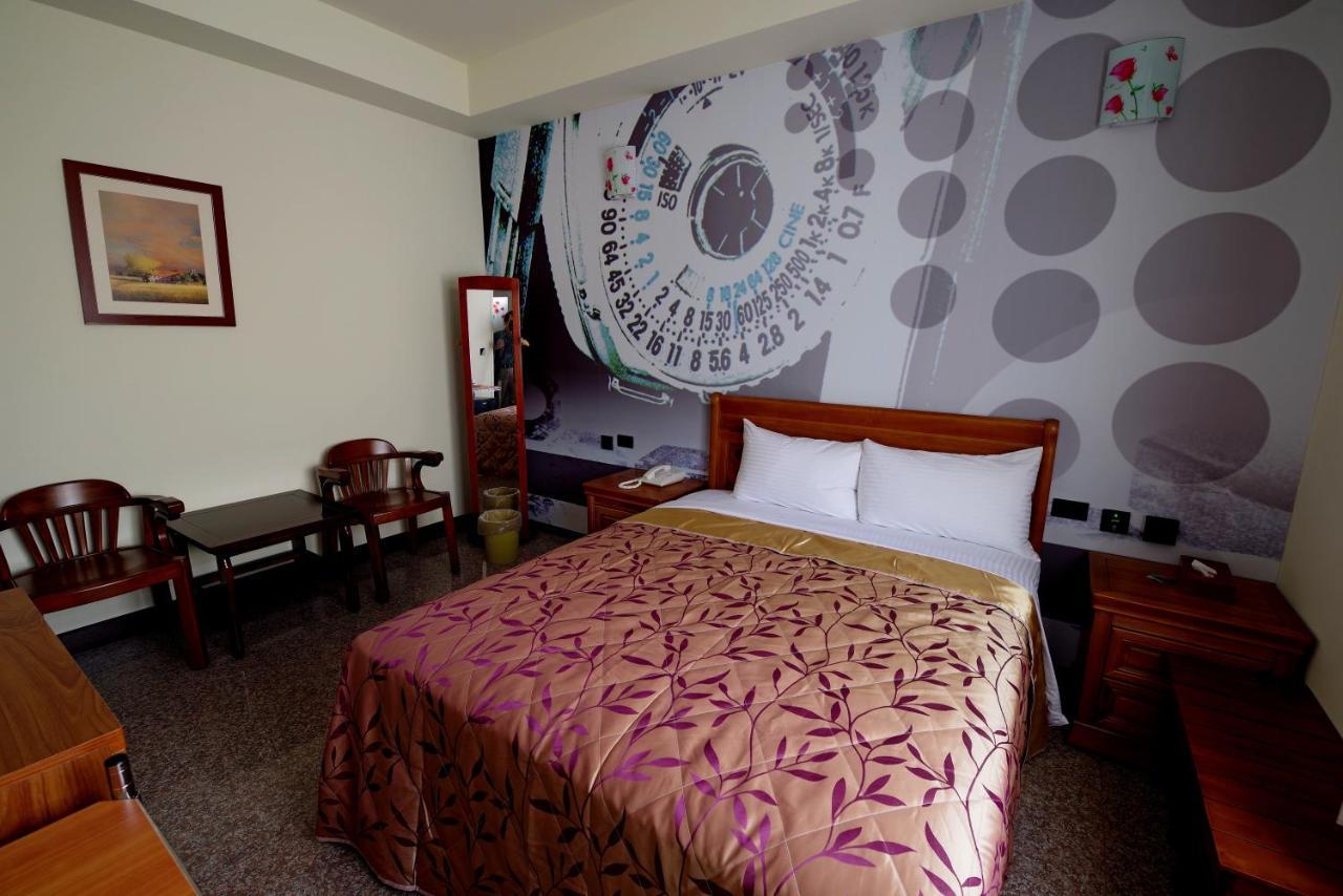 Hongfu Elegant Business Hotel Zhongli Exterior photo
